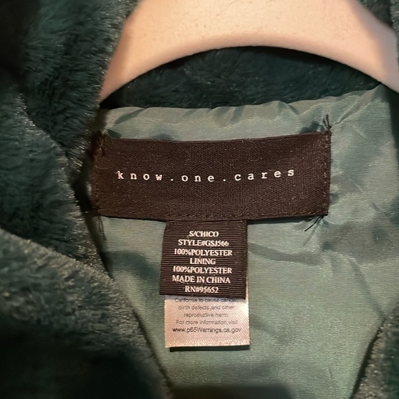 EUC green velour bomber jacket size small cozy winter wear zip up - Picture 6 of 7